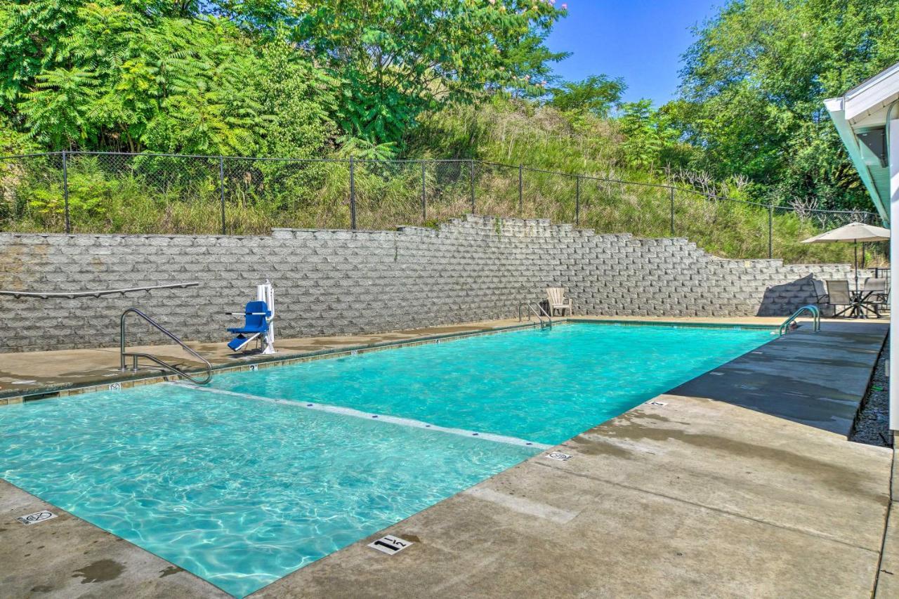 Cozy Condo With Pool Access, 5 Mi To Table Rock Lake Branson Extérieur photo